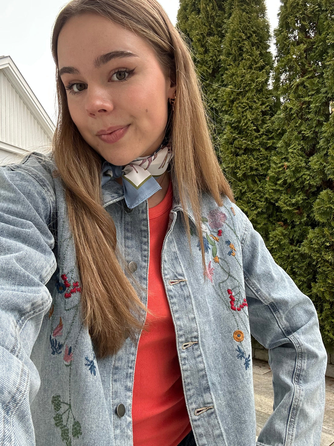 Denimjakke, vårens tidløse trend