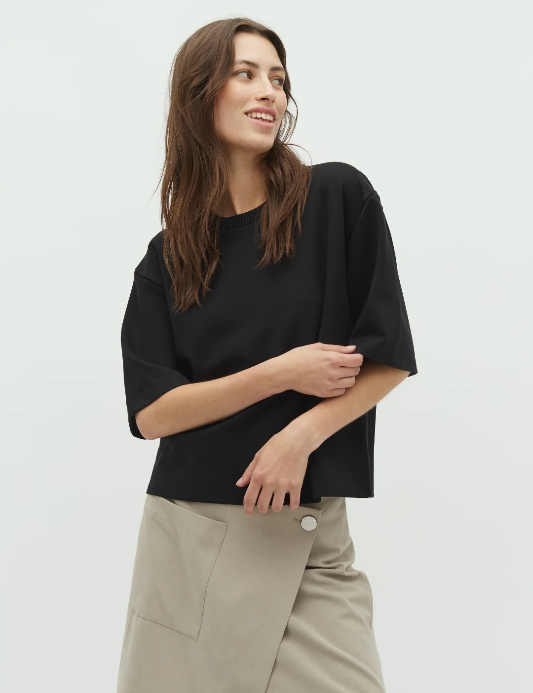 Betsy -Embrys-M T-shirt-black