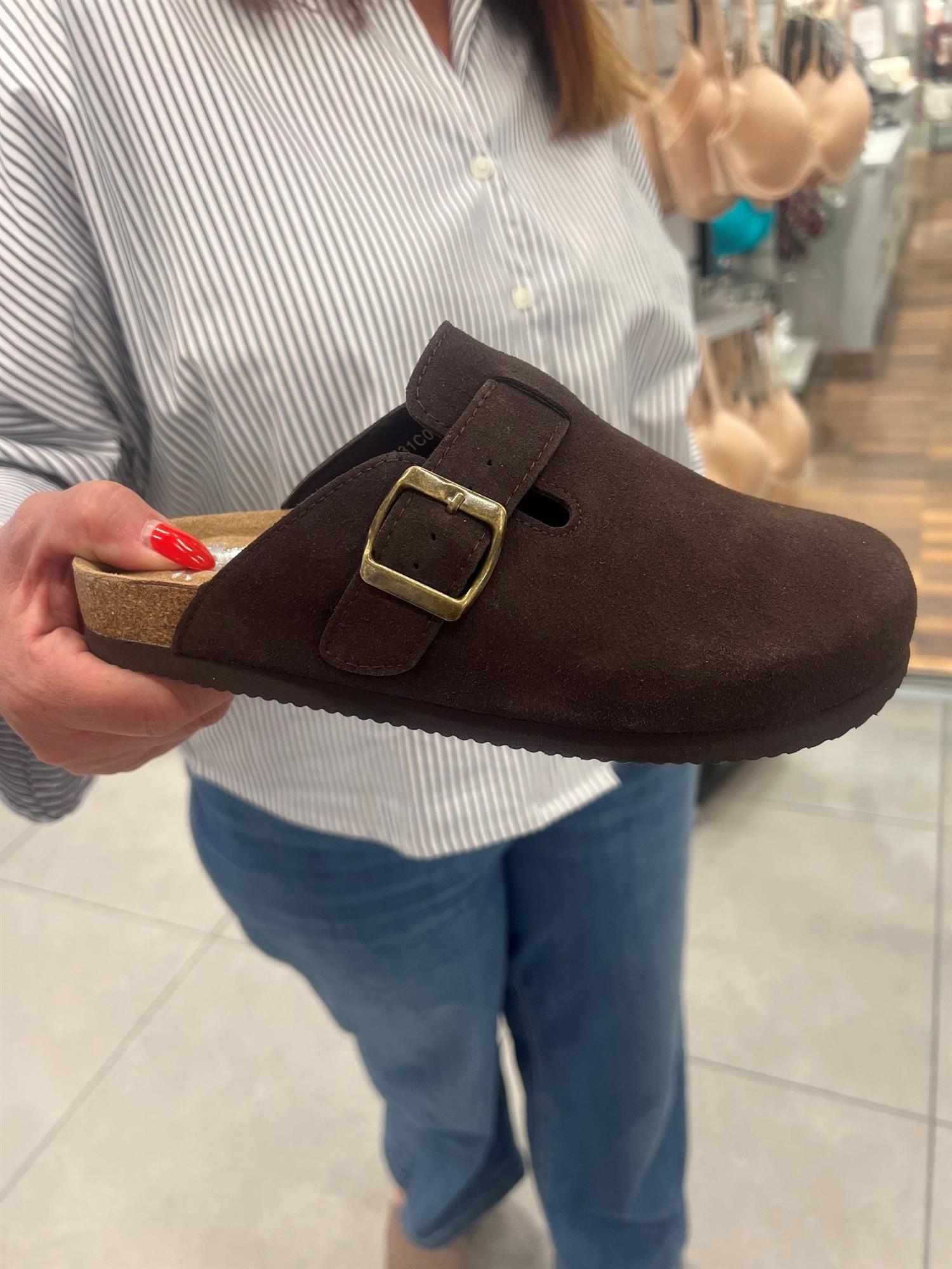 WFS731C01- brown