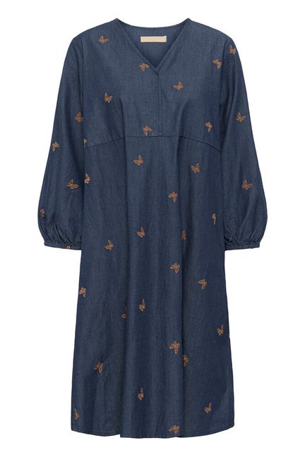 Kjole i 100% bomull med påsydde sommerfugler, Fin fasong som kler mange.