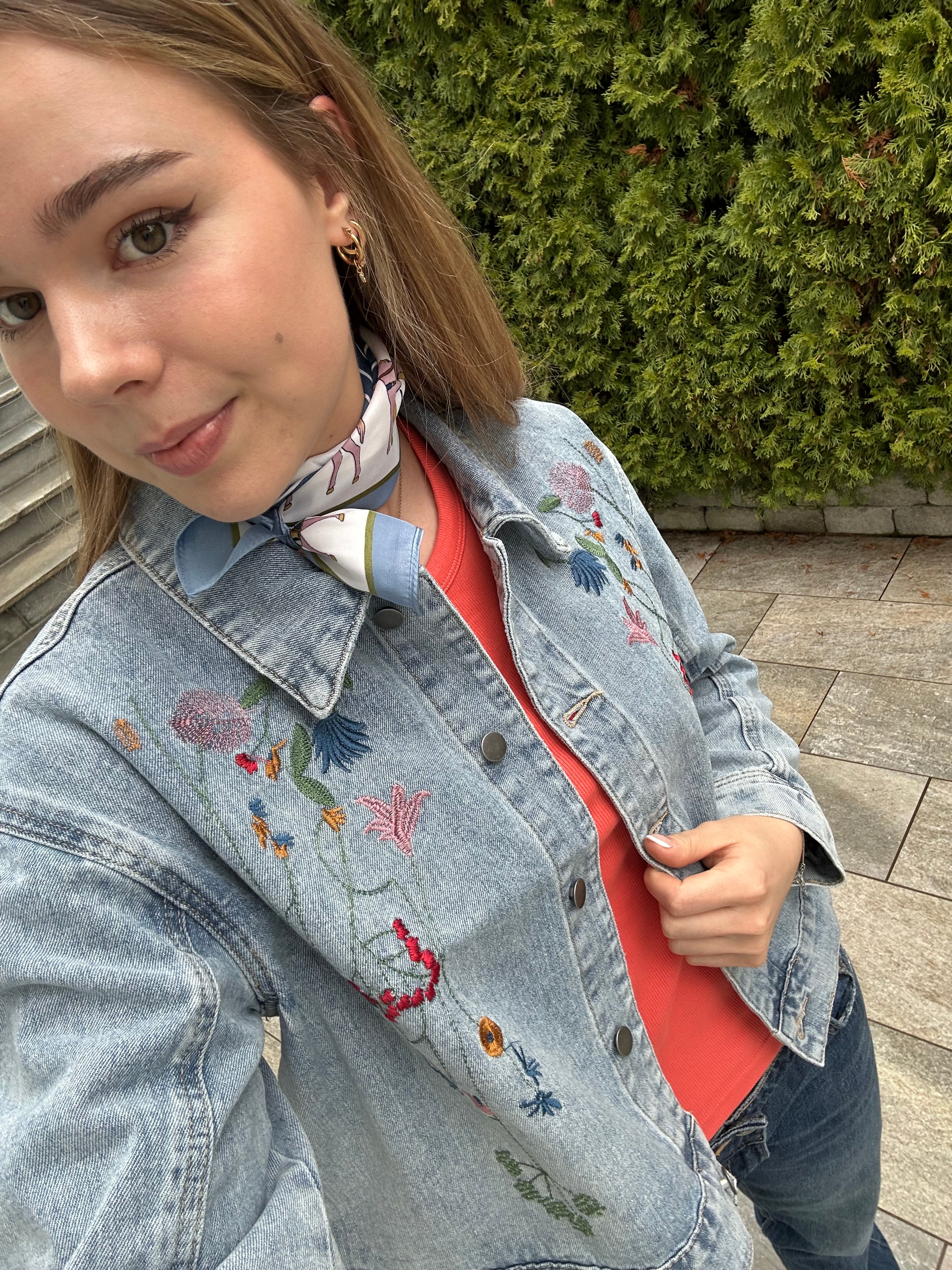 CUtiala Aniceta Embroidery Jacket