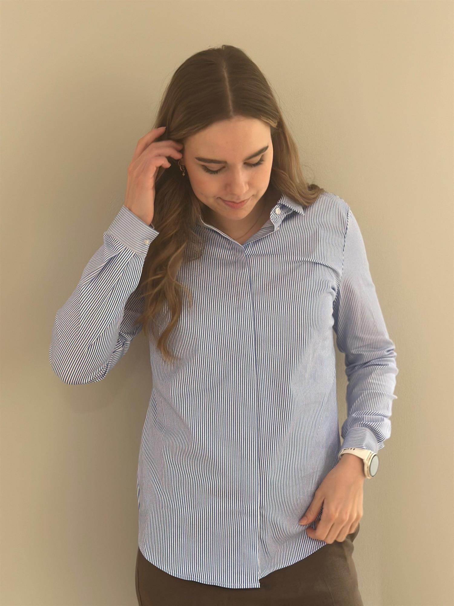 Skjorte i behagelig stoff med stretch