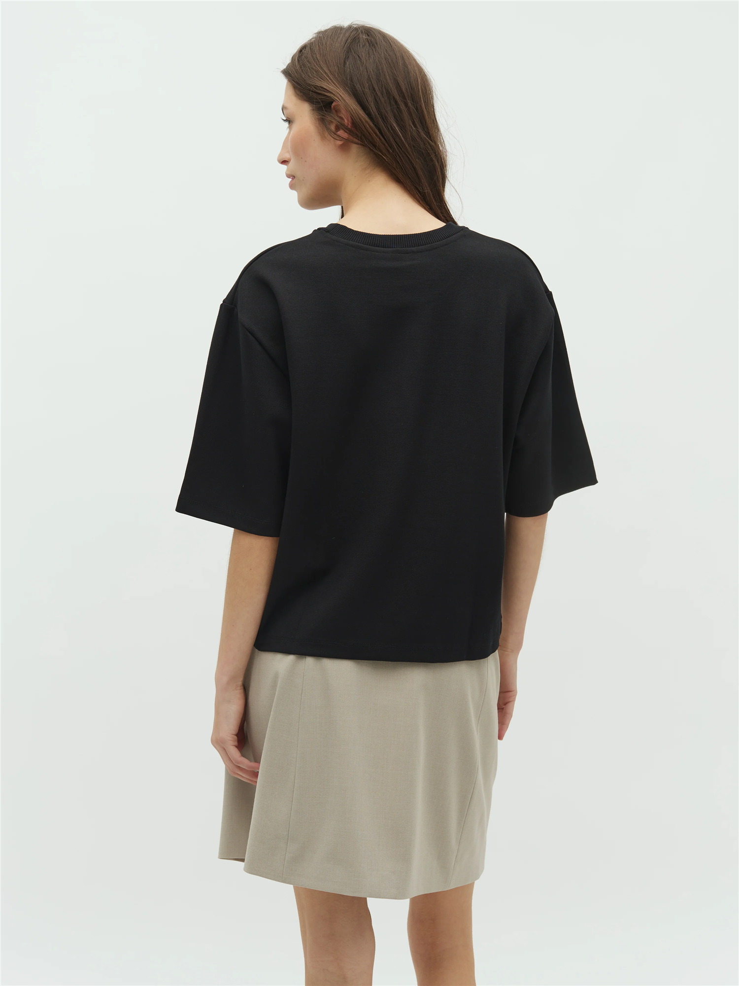 Betsy -Embrys-M T-shirt-black